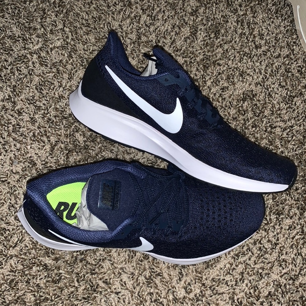 Women’s Nike shoes